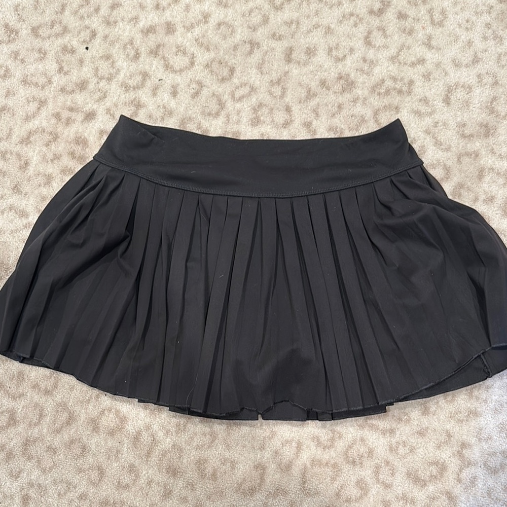 Elegant Black Pleated Skirt